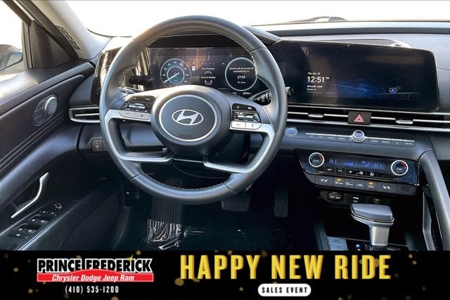 2025 Hyundai Elantra Hybrid Limited