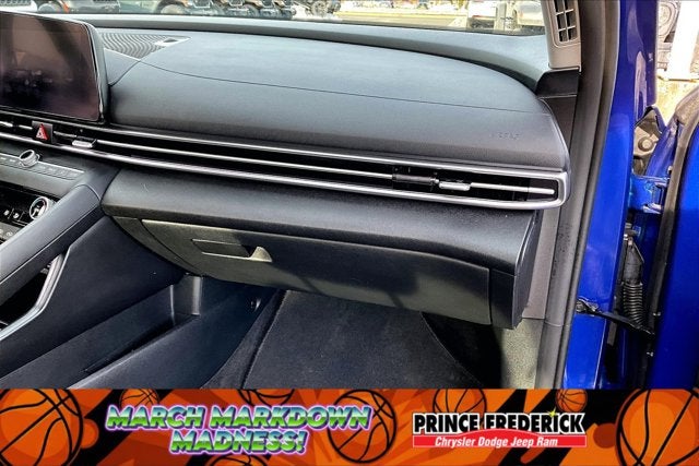 2022 Hyundai Elantra Limited