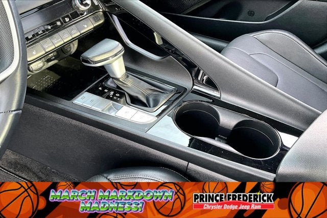 2022 Hyundai Elantra Limited