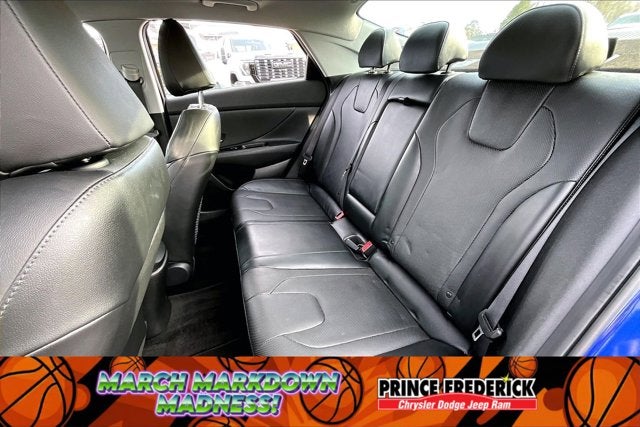 2022 Hyundai Elantra Limited