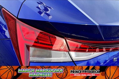 2022 Hyundai Elantra Limited