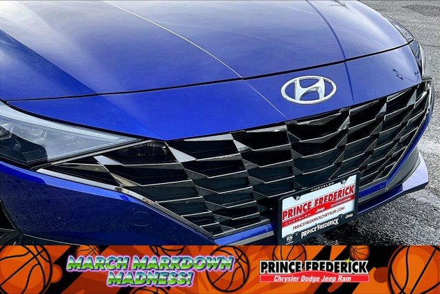 2022 Hyundai Elantra Limited