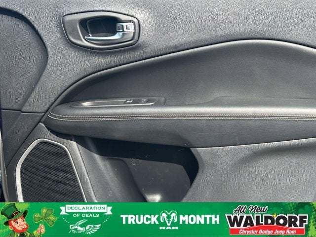 2020 Jeep Compass Latitude w/Sun/Safety Pkg