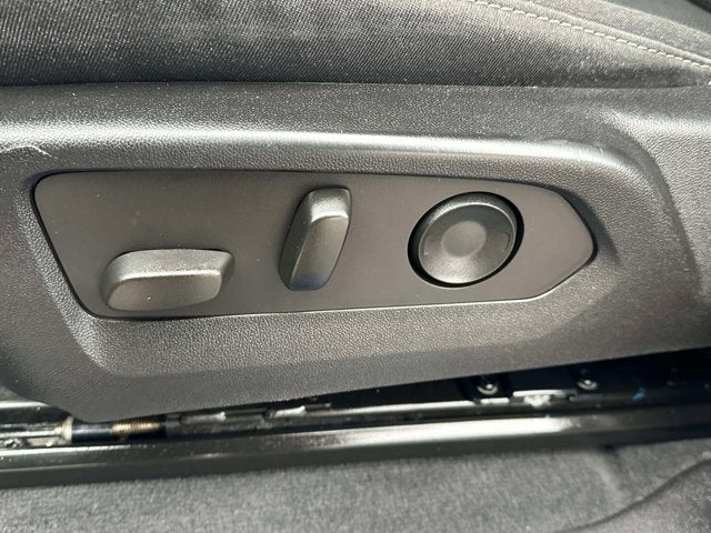 2023 Chevrolet Colorado 4WD LT