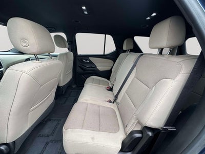 2022 Chevrolet Traverse LS