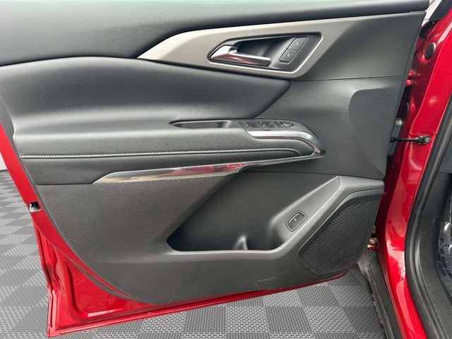 2025 Chevrolet Traverse FWD LT