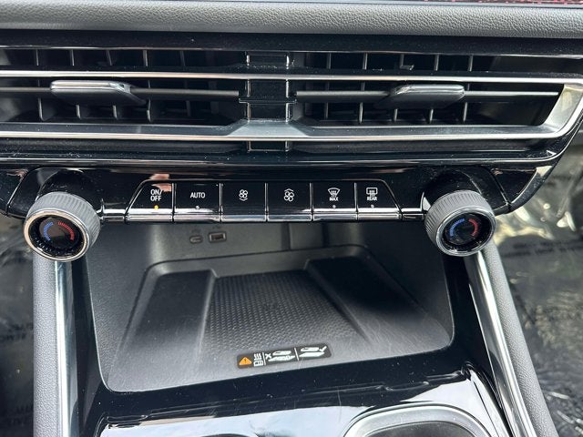 2024 Chevrolet Traverse AWD RS