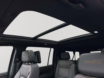 2023 Chevrolet Suburban High Country