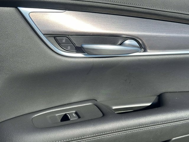 2021 Cadillac XT5 FWD Luxury