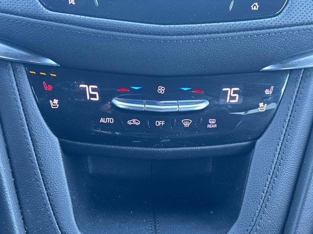 2022 Cadillac XT5 AWD Premium Luxury