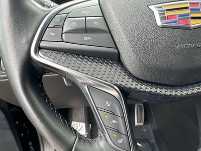 2022 Cadillac XT5 AWD Sport