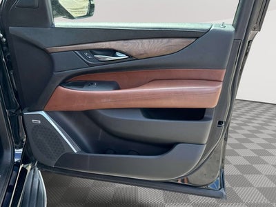 2019 Cadillac Escalade Luxury