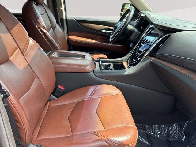 2019 Cadillac Escalade Luxury