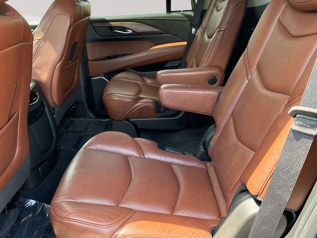 2019 Cadillac Escalade Luxury