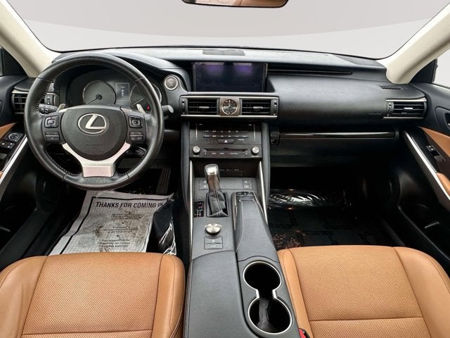 2017 Lexus IS 