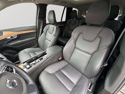 2024 Volvo XC90 Plus Bright Theme