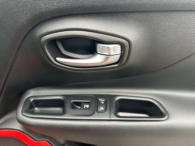 2017 Jeep Renegade Trailhawk