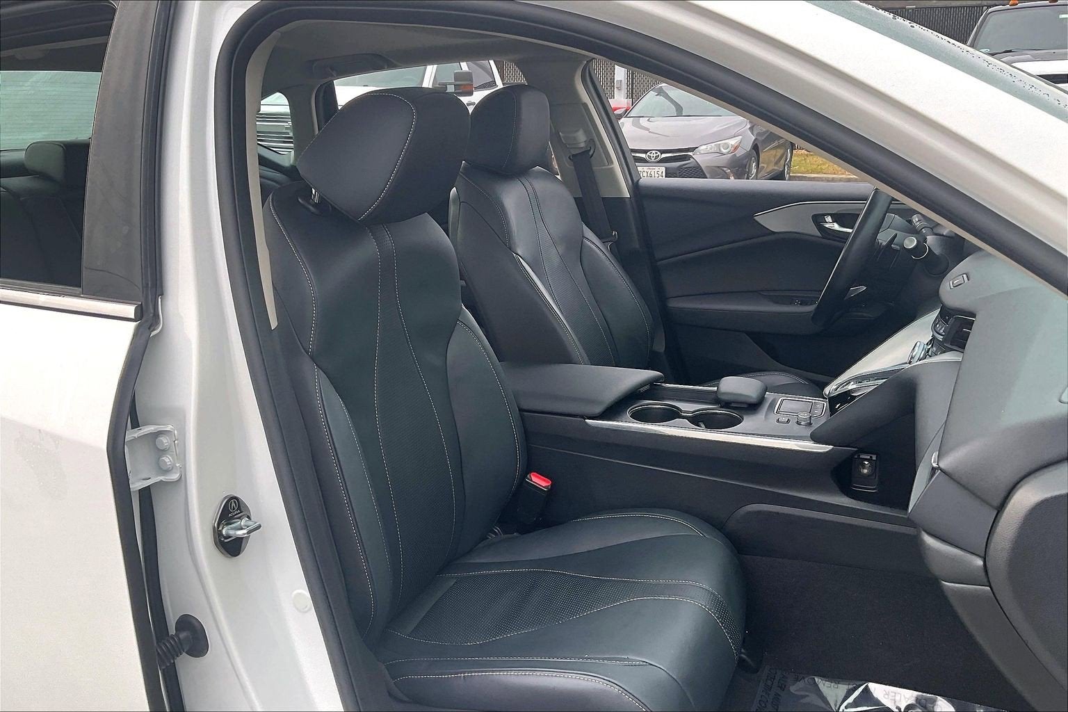 2022 Acura TLX w/Technology Package