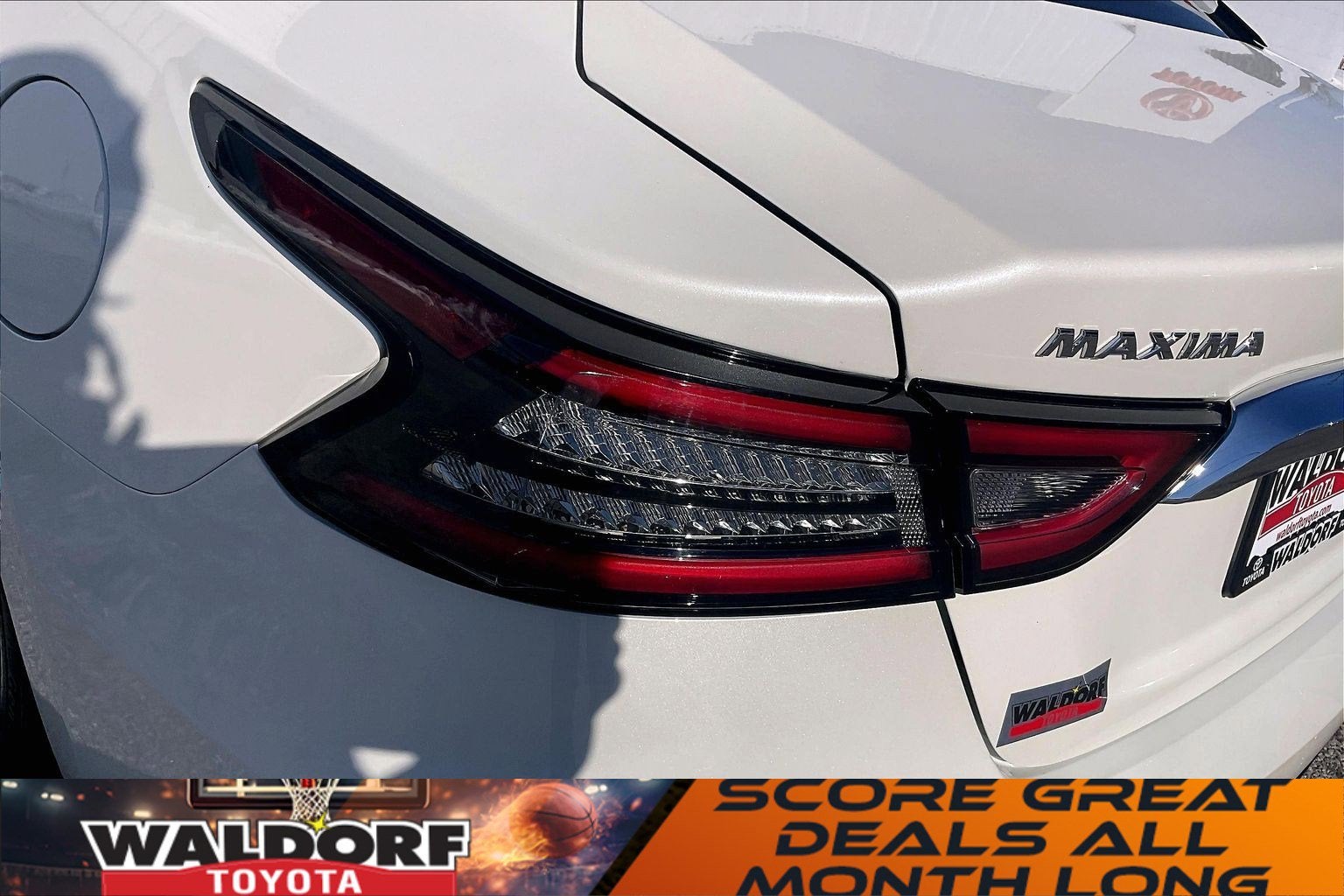 2023 Nissan Maxima SV