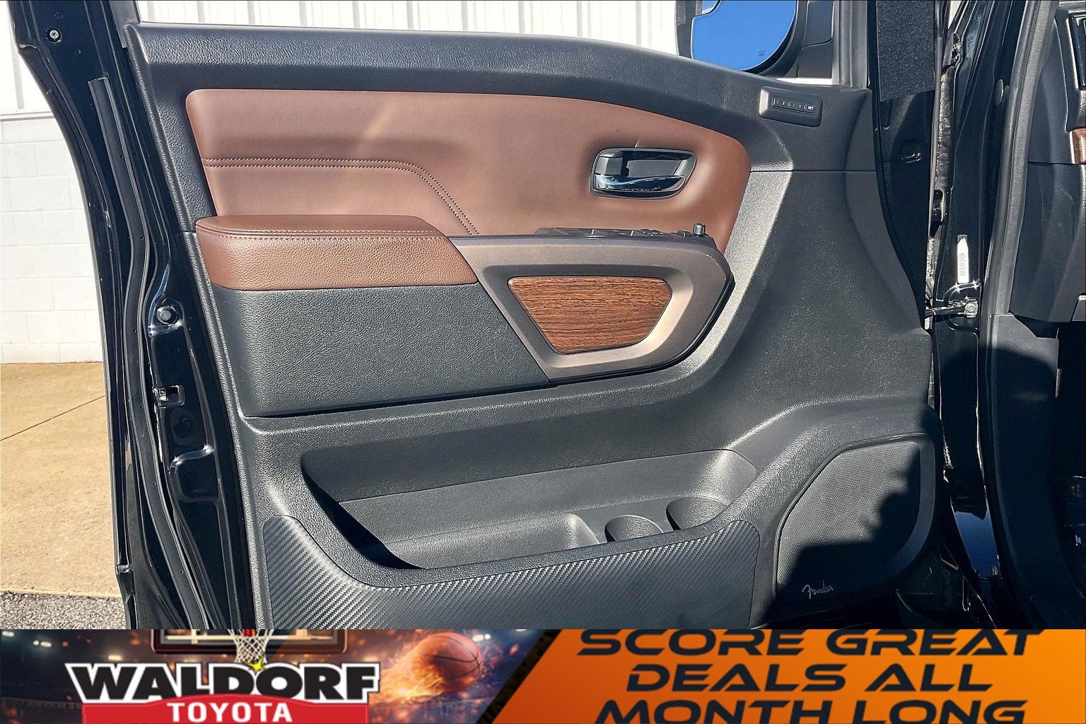 2022 Nissan Titan Platinum Reserve