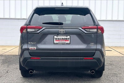 2025 Toyota RAV4 LE