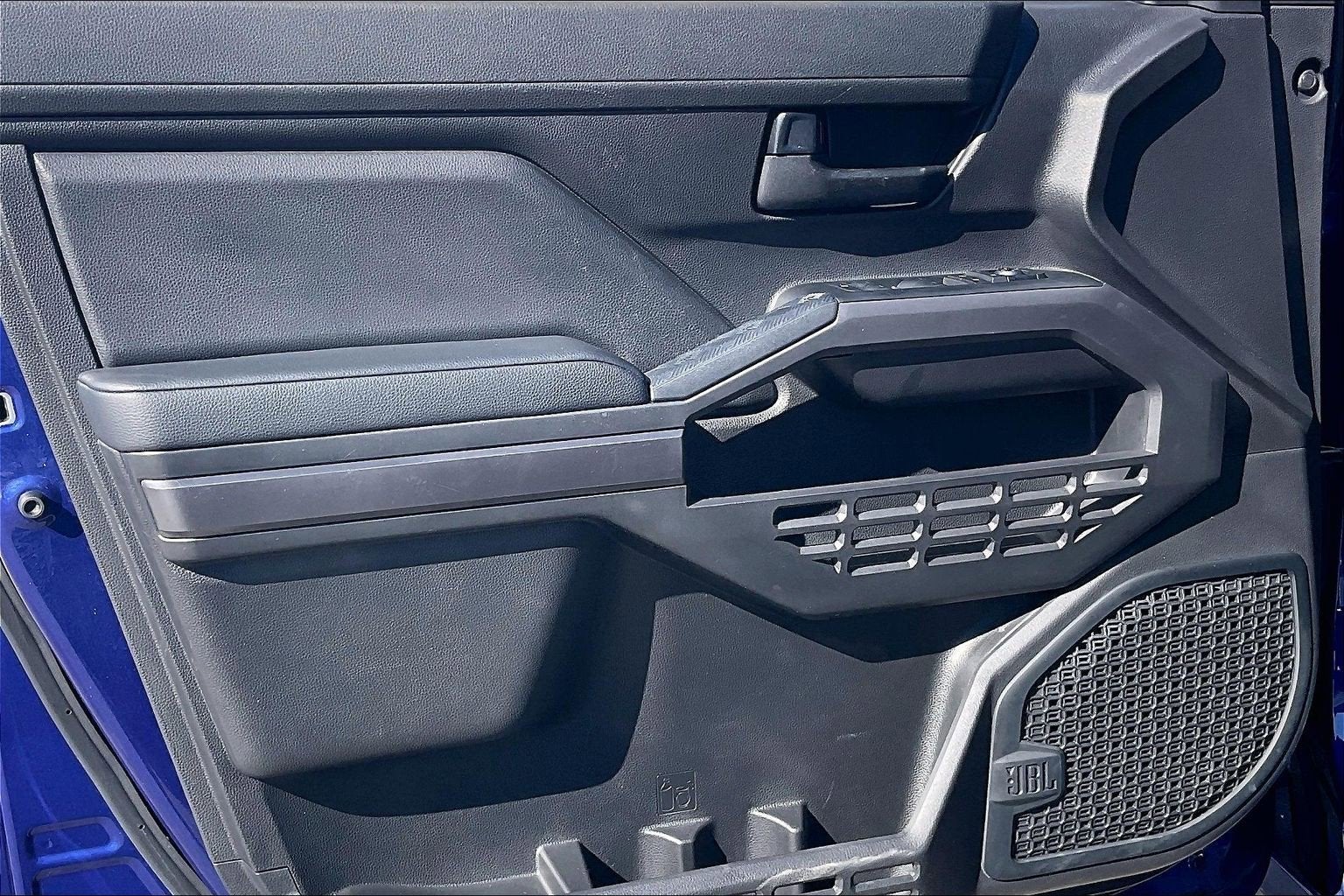 2024 Toyota Tacoma 4WD SR5