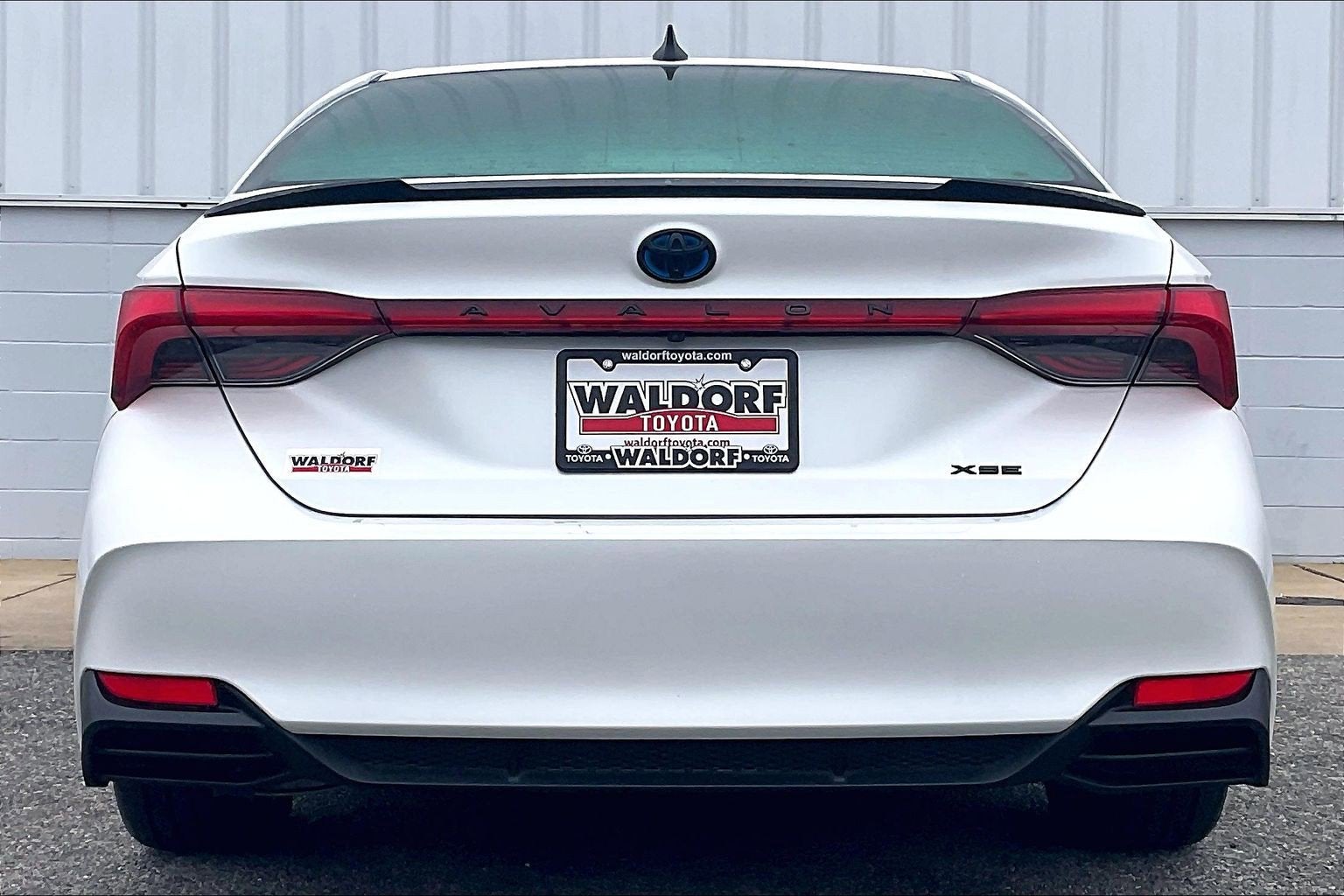 2022 Toyota Avalon Hybrid XSE Nightshade