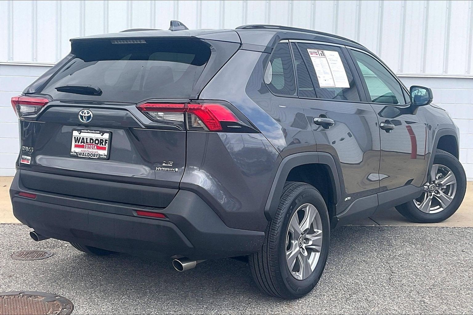 2024 Toyota RAV4 Hybrid LE