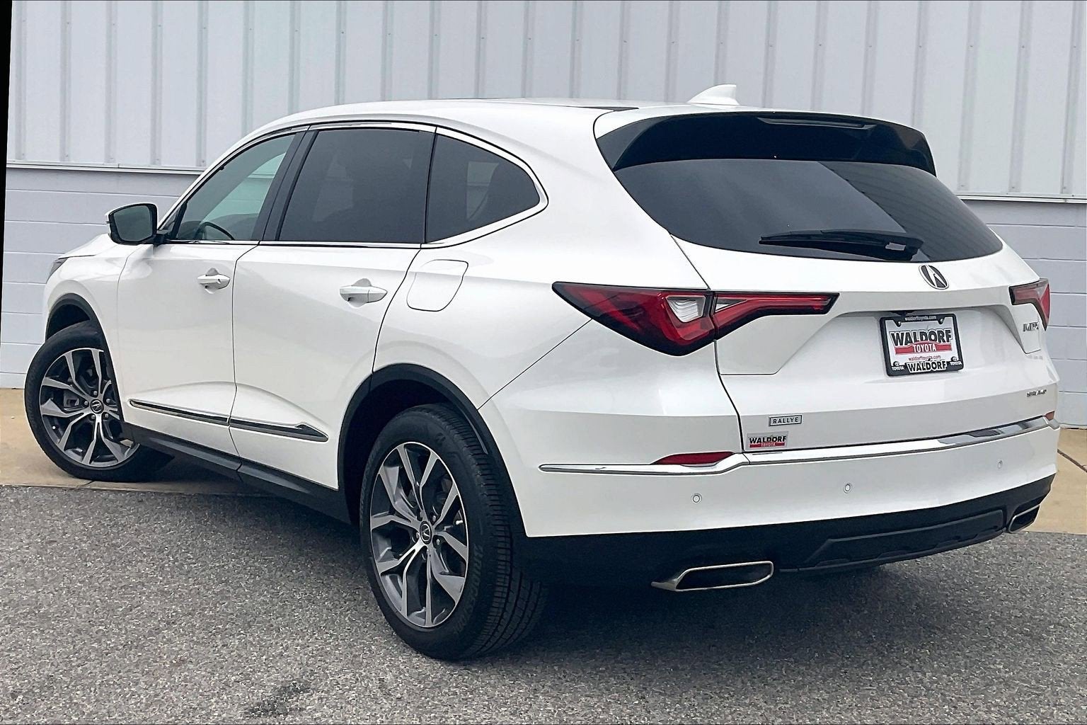2023 Acura MDX w/Technology Package