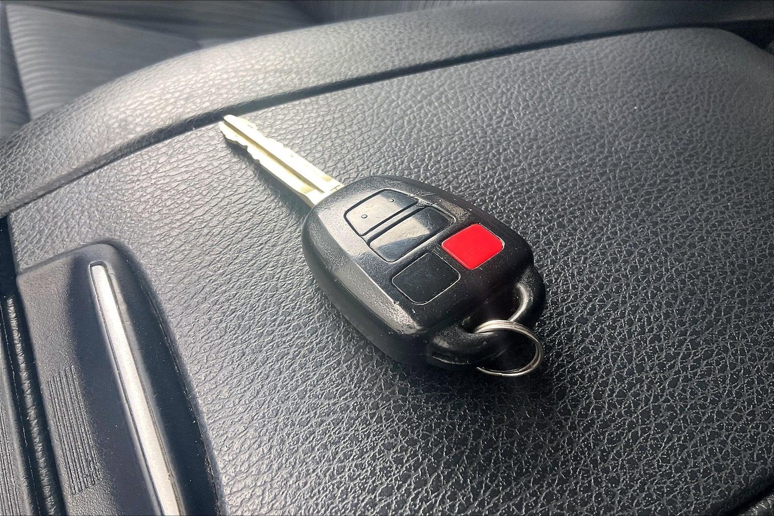 2016 Toyota Highlander LE Plus V6