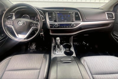 2016 Toyota Highlander LE Plus V6