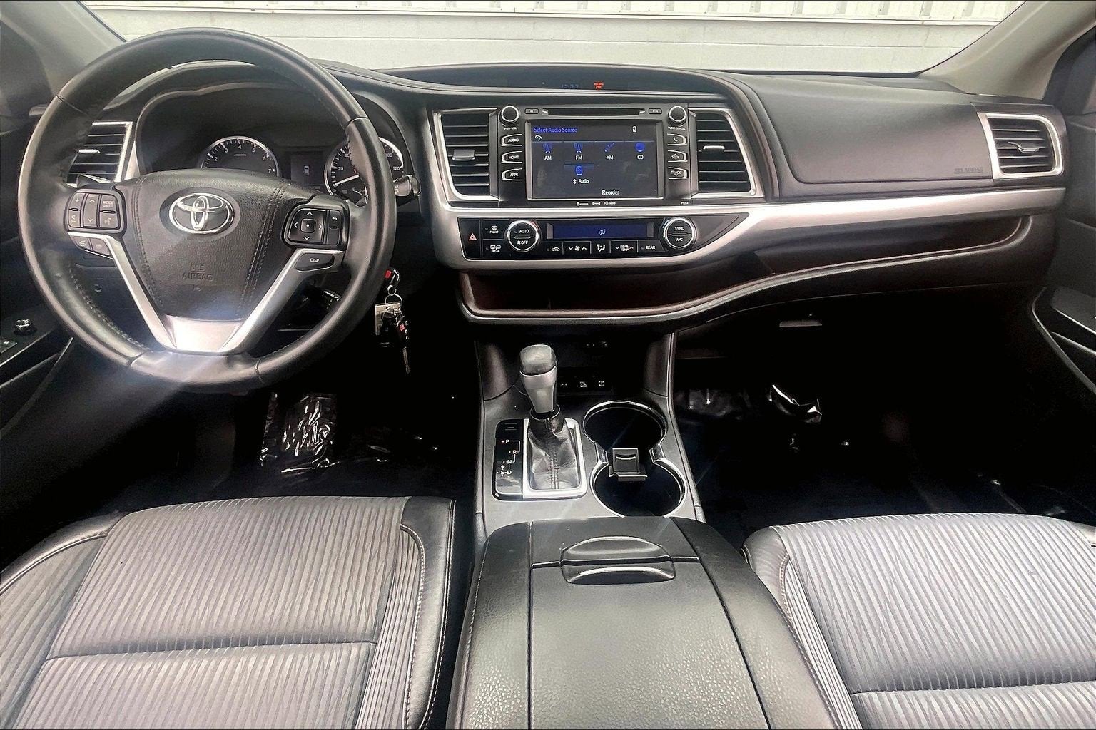 2016 Toyota Highlander LE Plus V6
