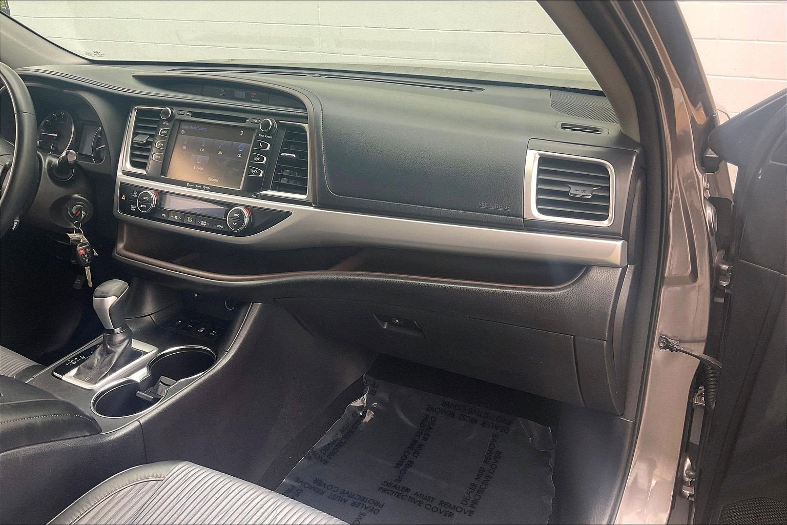 2016 Toyota Highlander LE Plus V6