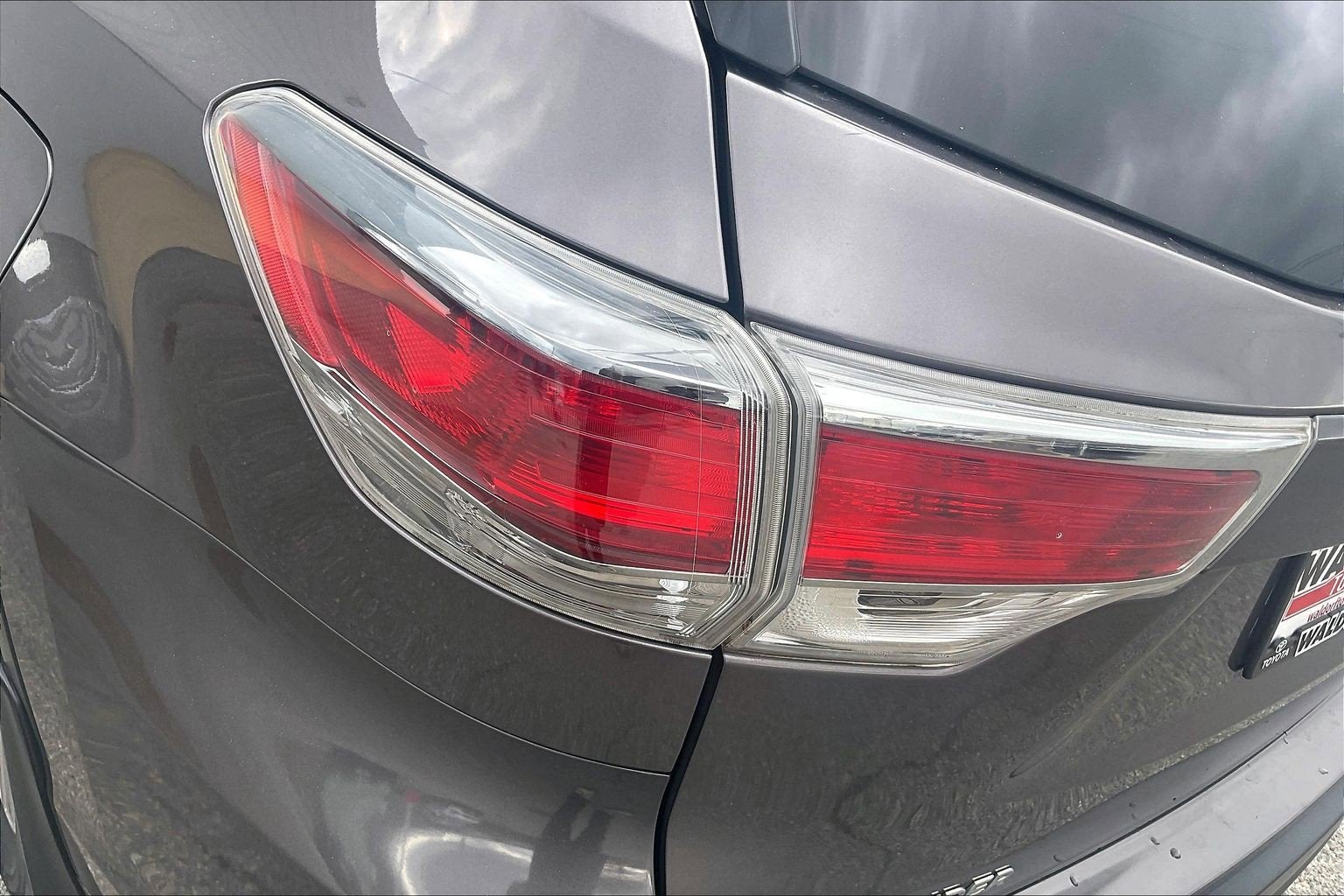 2016 Toyota Highlander LE Plus V6