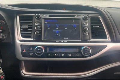 2016 Toyota Highlander LE Plus V6