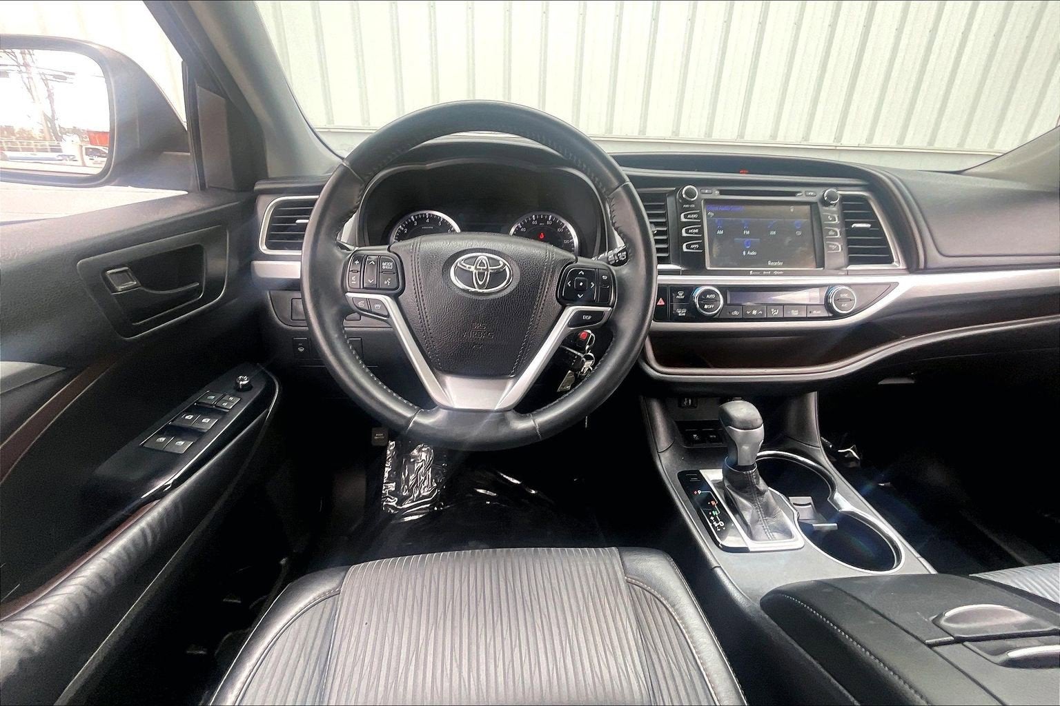 2016 Toyota Highlander LE Plus V6