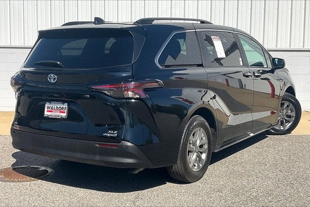 2024 Toyota Sienna XLE