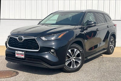 2023 Toyota Highlander XLE