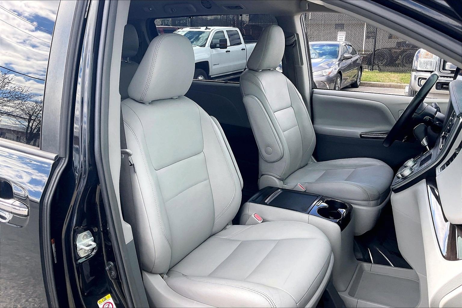 2019 Toyota Sienna XLE