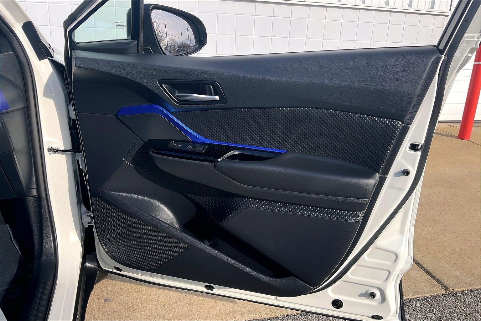 2020 Toyota C-HR XLE