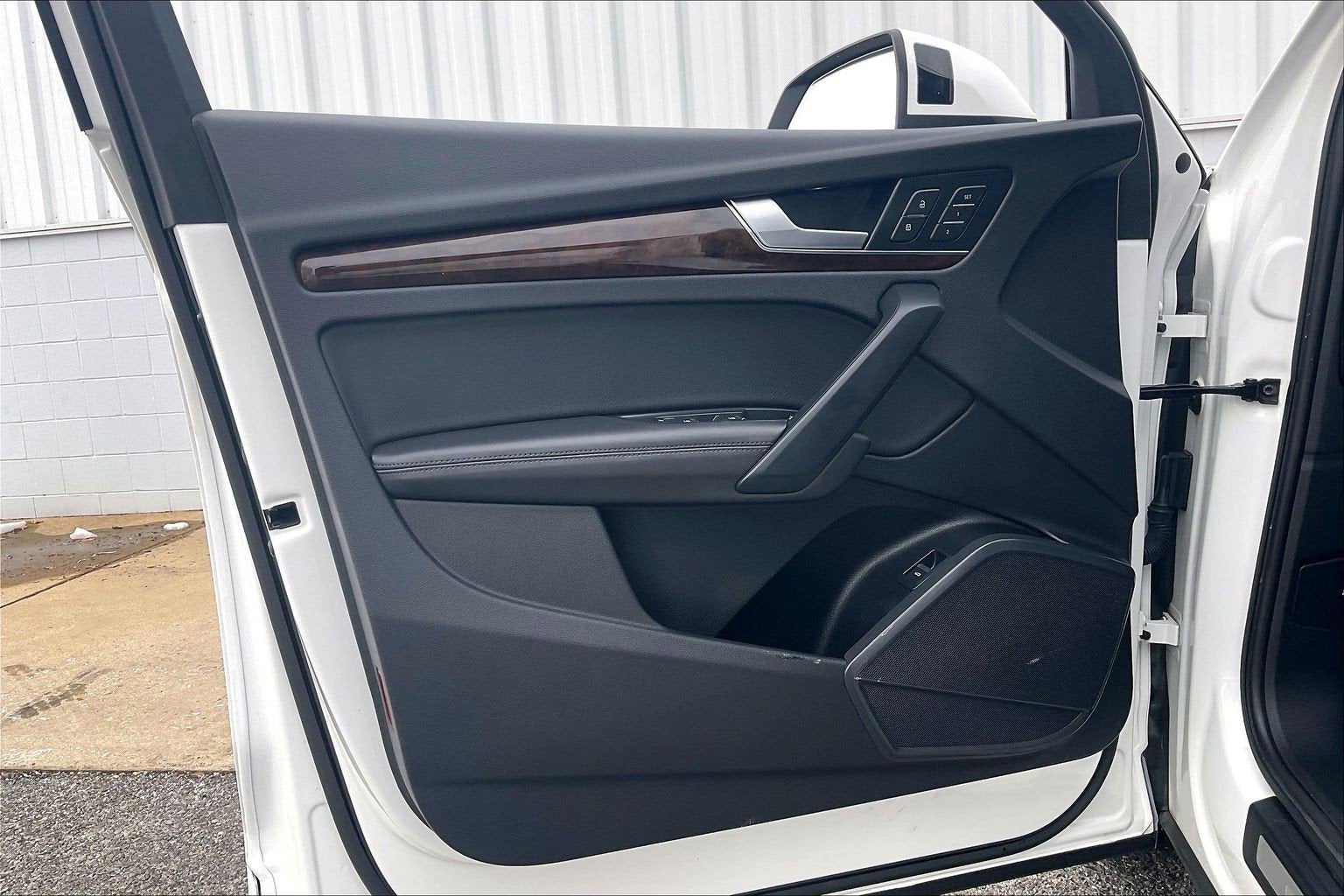 2020 Audi Q5 Premium Plus