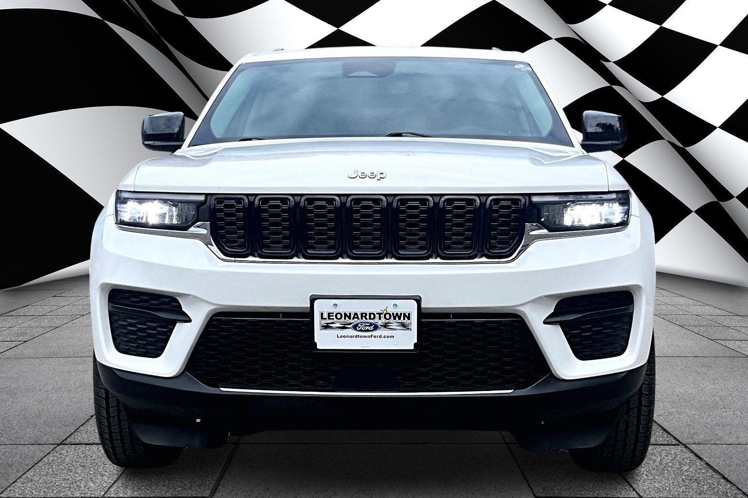 2023 Jeep Grand Cherokee Laredo
