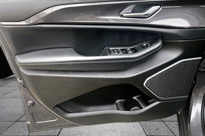 2022 Jeep Grand Cherokee L Laredo LUXURY TECH PKG