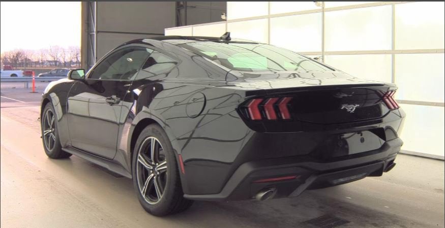 2025 Ford Mustang EcoBoost
