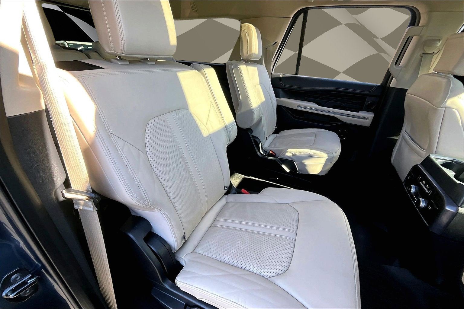 2022 Ford Expedition Max Platinum