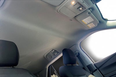 2022 Ford Explorer XLT 4WD WITH FACTORY TOW PKG