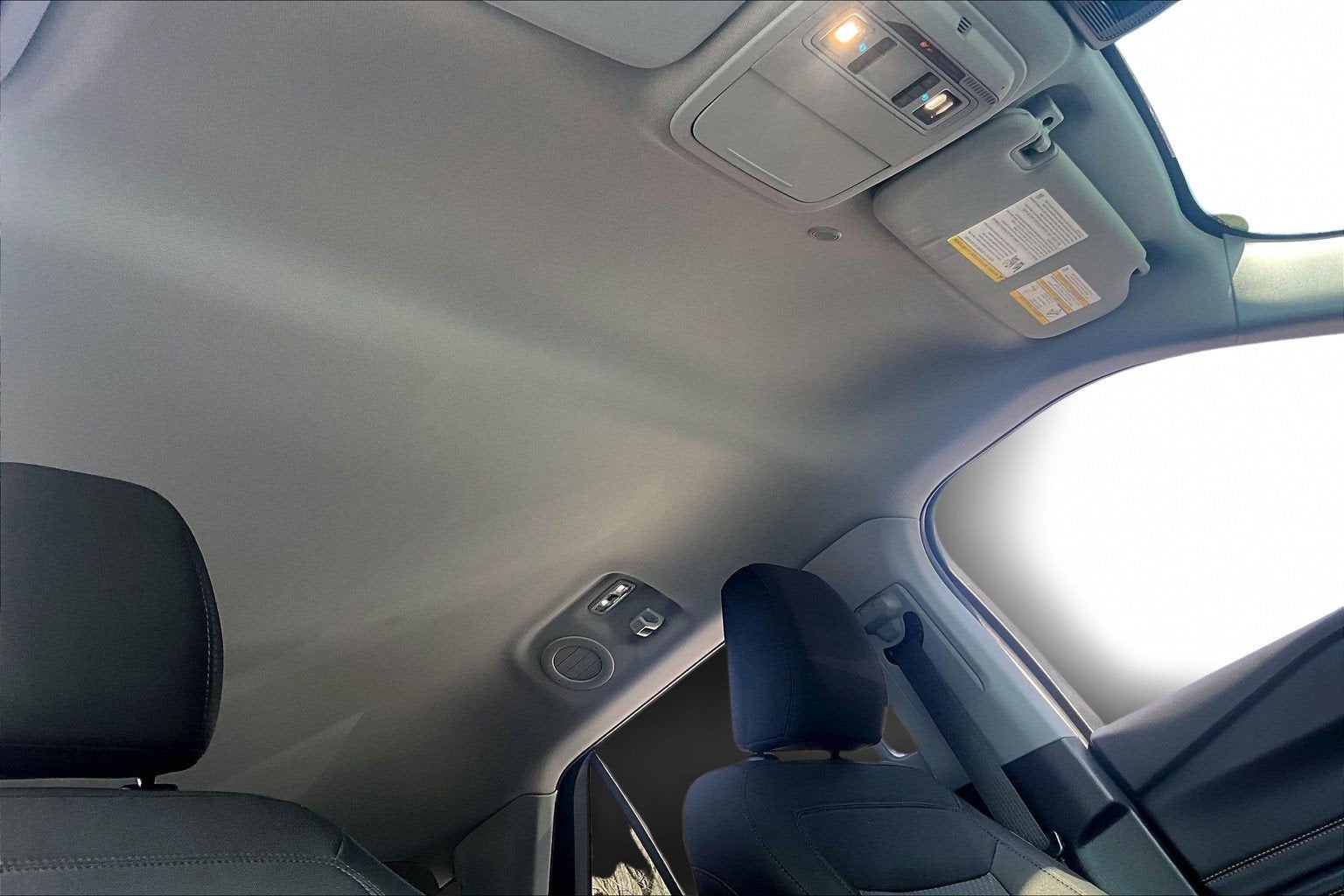 2022 Ford Explorer XLT 4WD WITH FACTORY TOW PKG