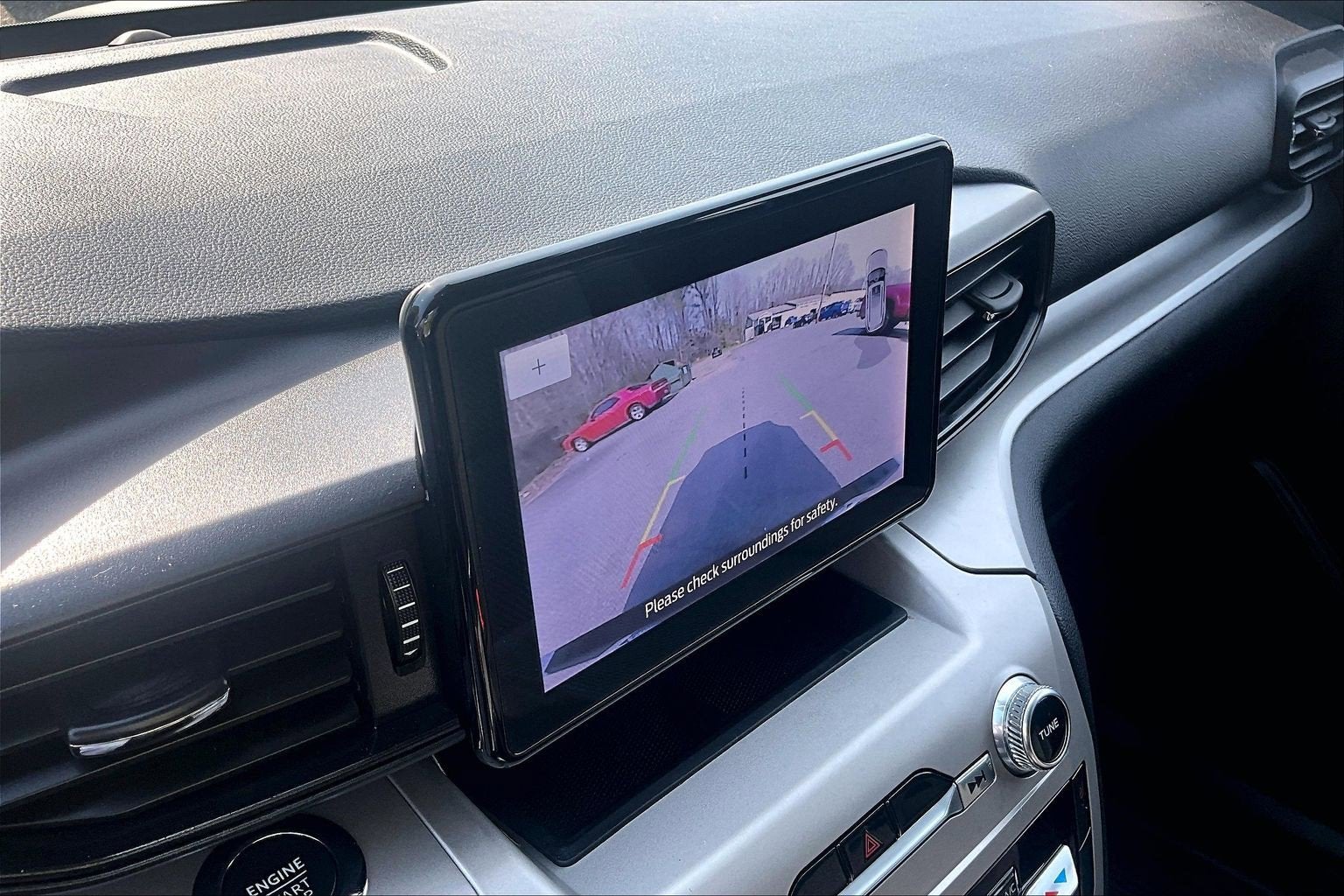 2022 Ford Explorer XLT 4WD WITH FACTORY TOW PKG