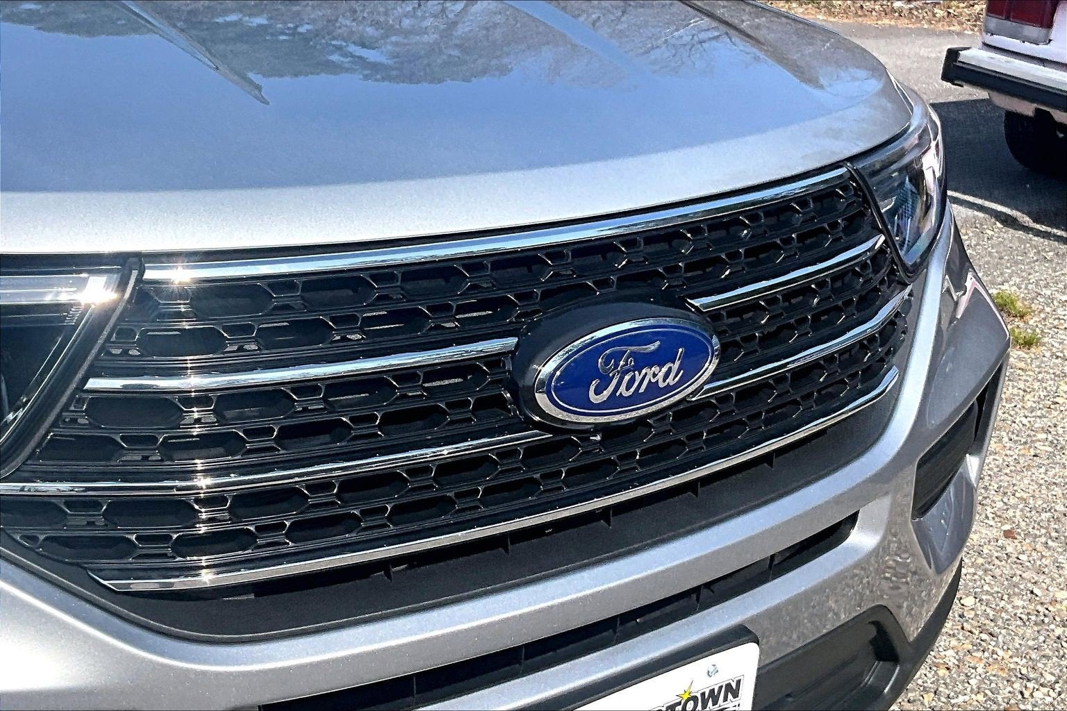 2022 Ford Explorer XLT 4WD WITH FACTORY TOW PKG