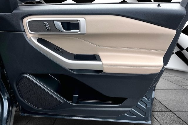 2022 Ford Explorer XLT LUXURY